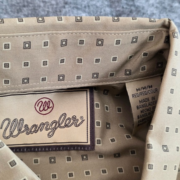 NWT Wrangler Classic Shirt Medium Tan Geometric Relaxed Long Sleeve Button Down - Picture 8 of 13